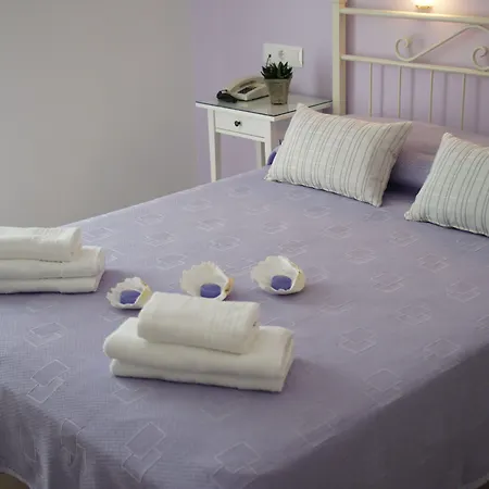 Cyclades Hotel 2*