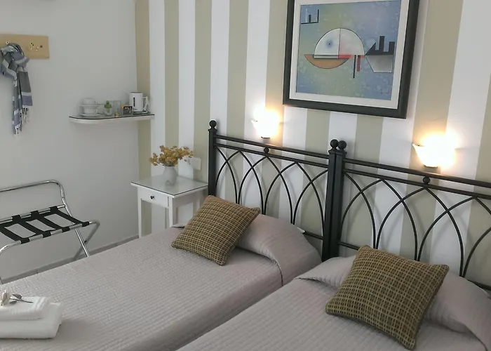 Cyclades Parikia (Paros)