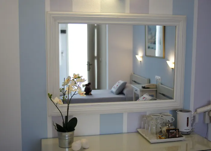 Cyclades Parikia (Paros)